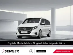 Weiß Gebraucht 2024 Mercedes EQV300 | 61.950 €