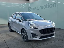 Grau Gebraucht 2023 Ford Puma ST-Line X SUV | 26.100 € (Etwas zu teuer)