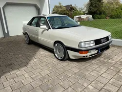 Weiß Gebraucht 1989 Audi 90 Limousine | 12.700 €