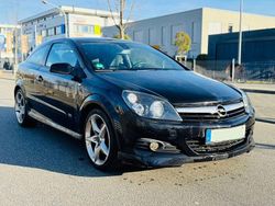 Schwarz Gebraucht 2006 Opel Astra GTC OPC Coupé | 2.999 € (Teuer)