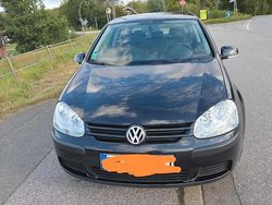 Schwarz Gebraucht 2006 VW Golf V Kleinwagen | 2.750 € (Fairer Preis)