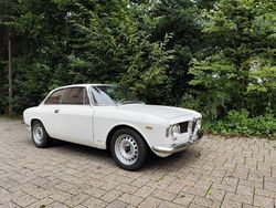 Weiß Gebraucht 1963 Alfa Romeo Giulia Sprint Sprint Coupé | 44.963 €