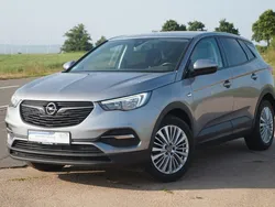 Kontrast grau/quarz silber Gebraucht 2018 Opel Grandland X SUV | 13.999 € (Superpreis)