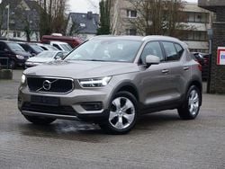 Grau Gebraucht 2021 Volvo XC40 Momentum SUV | 24.600 € (Guter Preis)