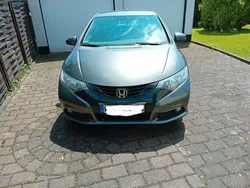 Grau Gebraucht 2013 Honda Civic Limousine | 10.490 € (Fairer Preis)