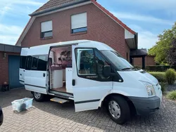 Weiß Gebraucht 2009 Ford Tourneo Van / Kleinbus | 14.990 €