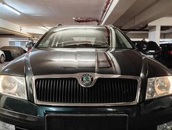 Grün Gebraucht 2006 Skoda Octavia Kombi | 2.950 € (Etwas zu teuer)