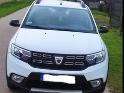Weiß Gebraucht 2018 Dacia Sandero Stepway Limousine | 4.800 €