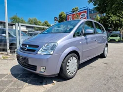 Grau Gebraucht 2005 Opel Meriva Van / Kleinbus | 2.250 € (Fairer Preis)