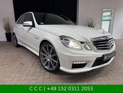 Weiß Gebraucht 2011 Mercedes E63 AMG AMG Limousine | 26.999 € (Fairer Preis)
