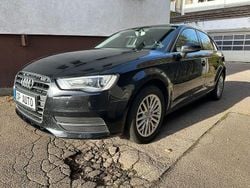 Schwarz Gebraucht 2013 Audi A3 Ambiente Limousine | 9.490 € (Guter Preis)