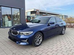 Blau metallic Gebraucht 2020 BMW 320 Luxury Line | 30.650 € (Etwas zu teuer)