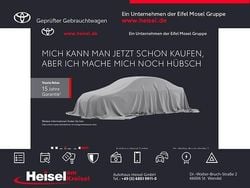 Schwarz Gebraucht 2016 Toyota Auris Cool Limousine | 13.990 € (Teuer)