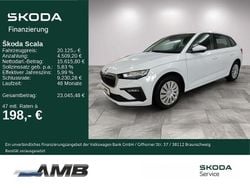 Weiß Gebraucht 2025 Skoda Scala Essence Kleinwagen | 19.730 € (Superpreis)