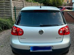 Silber Gebraucht 2006 VW Golf V Kleinwagen | 3.900 € (Etwas zu teuer)