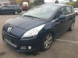 Blau Gebraucht 2011 Peugeot 5008 Van / Kleinbus | 1.800 € (Superpreis)