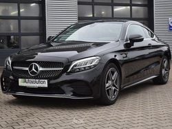 Obsidianschwarz metalliclack Gebraucht 2019 Mercedes C180 AMG line Coupé | 28.900 € (Guter Preis)