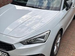 Weiß Gebraucht 2020 Seat Leon FR Limousine | 20.299 € (Fairer Preis)
