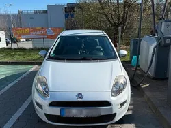 Grau Gebraucht 2012 Fiat Punto Kleinwagen | 3.800 € (Fairer Preis)