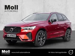 Rot Gebraucht 2023 Volvo XC60 Plus SUV | 38.980 € (Superpreis)