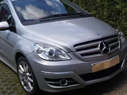 Gebraucht 2010 Mercedes B180 Van / Kleinbus | 3.200 € (Fairer Preis)