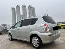 Silber Gebraucht 2009 Toyota Corolla Verso Van / Kleinbus | 4.900 € (Fairer Preis)