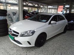 Weiß Gebraucht 2016 Mercedes A160 Urban Limousine | 11.499 € (Fairer Preis)