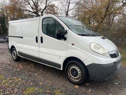 Weiß Gebraucht 2009 Opel Vivaro Van / Kleinbus | 5.700 € (Fairer Preis)
