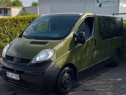 Grün Gebraucht 2006 Renault Trafic Van | 4.500 €