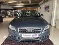 Grau Gebraucht 2010 Audi A4 Attraction Limousine | 8.490 € (Fairer Preis)