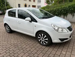 Weiß Gebraucht 2009 Opel Corsa Edition Limousine | 2.900 € (Fairer Preis)