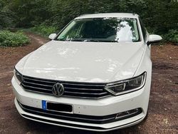 Weiß Gebraucht 2018 VW Passat Comfortline Kombi | 15.400 € (Fairer Preis)