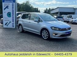 Silber Gebraucht 2015 VW Golf Sportsvan Highline Van / Kleinbus | 15.690 € (Fairer Preis)