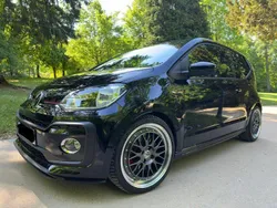 Schwarz Gebraucht 2024 VW up! Beats Kleinwagen | 19.500 €
