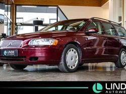 Rot Gebraucht 2004 Volvo V70 Kombi | 1.900 €