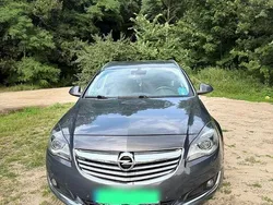 Grau Gebraucht 2014 Opel Insignia Business Kombi | 5.250 € (Guter Preis)