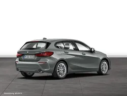 Skyscraper grau metallic Gebraucht 2024 BMW 120 Advantage Kleinwagen | 32.634 € (Etwas zu teuer)