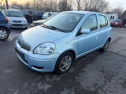 Blau Gebraucht 2004 Toyota Yaris Sol Limousine | 2.890 € (Fairer Preis)
