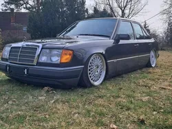 Gebraucht 1993 Mercedes E220 Sportline Limousine | 9.900 €