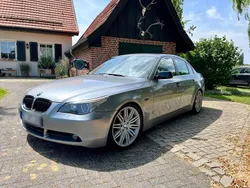 Grau Gebraucht 2004 BMW 520 M Sport Limousine | 11.500 €