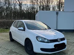 Weiß Gebraucht 2010 VW Golf VI Limousine | 3.400 € (Guter Preis)