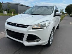 Weiß Gebraucht 2015 Ford Escape SUV | 11.990 €