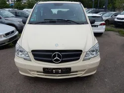 Gelb Gebraucht 2014 Mercedes Vito Van / Kleinbus | 9.499 €
