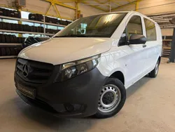 Weiß Gebraucht 2017 Mercedes Vito Van / Kleinbus | 9.450 € (Teuer)