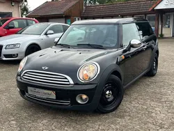 Midnight black metallic Gebraucht 2010 Mini One Clubman Kombi | 5.699 € (Fairer Preis)