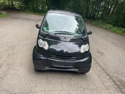 Schwarz Gebraucht 2005 Smart ForTwo Coupé Coupé | 1.550 €