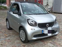 Silber Gebraucht 2018 Smart ForTwo Coupé Coupé | 9.500 € (Etwas zu teuer)