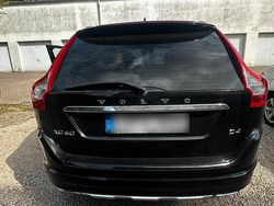 Schwarz Gebraucht 2015 Volvo XC60 SUV | 14.800 €