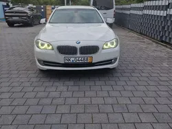 Weiß Gebraucht 2010 BMW 530 Kombi | 10.800 €
