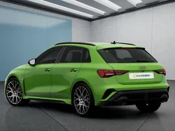 Grün Gebraucht 2024 Audi RS3 Sportback Kleinwagen | 64.399 € (Fairer Preis)